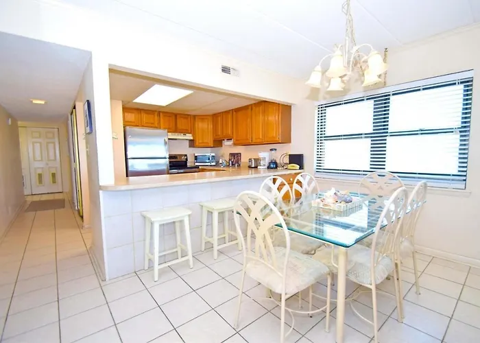 Diamond 414 Apartment